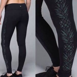Rare Lululemon Full Length Leggings pineapple Pattern  Black Active size 6